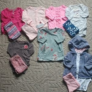 Lot Carter's outfits